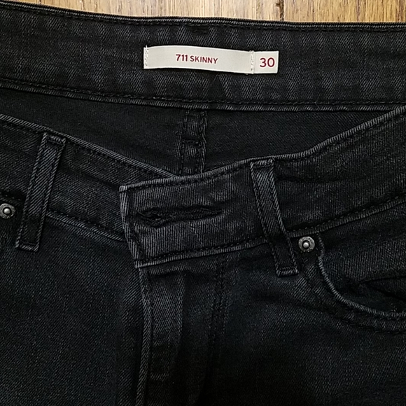 Women's Levis 711 Skinny Jean - Picture 4 of 4